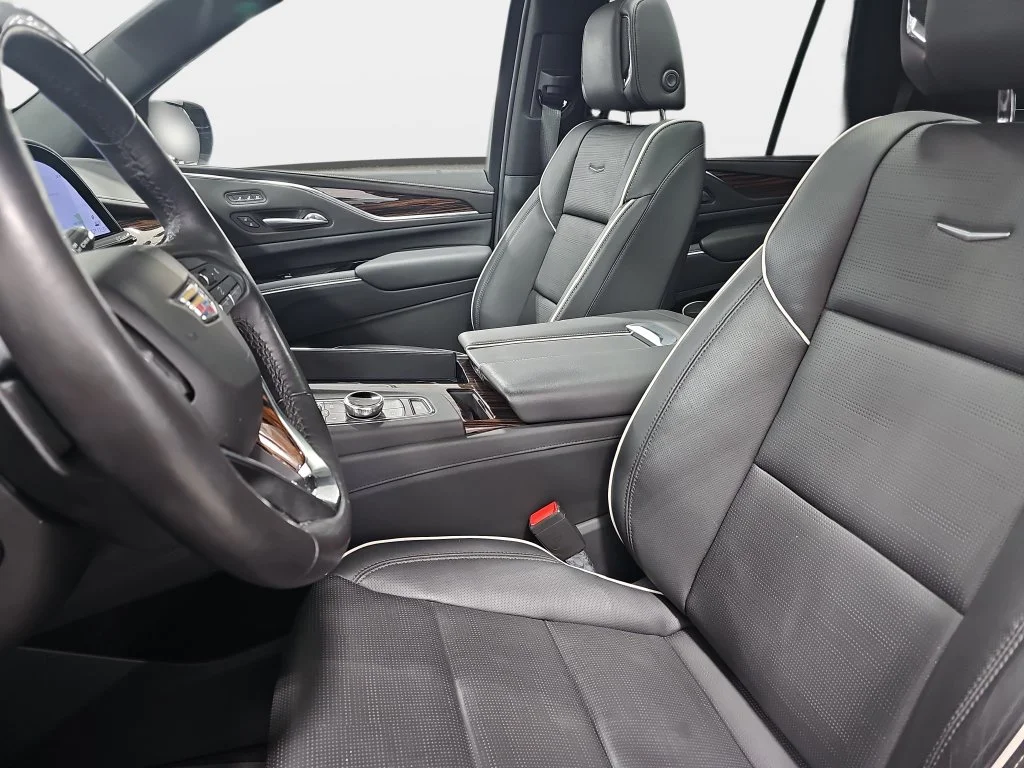 Used 2023 Black Cadillac Premium Luxury image 17