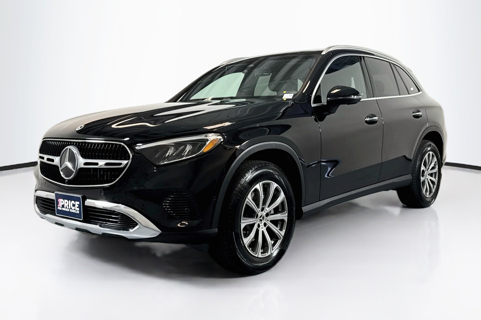 Certified Used 2026 Black Mercedes-Benz GLC 300 image 1