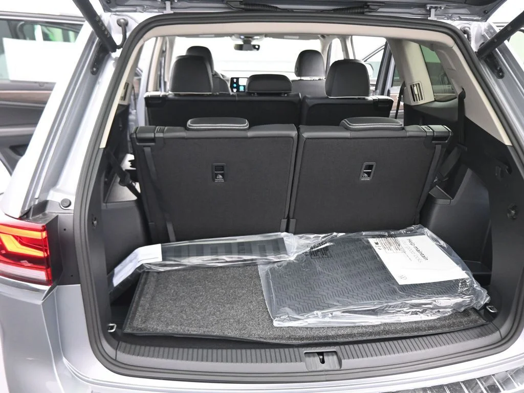 New 2026  Volkswagen 2.0T SEL Premium R-Line image 41