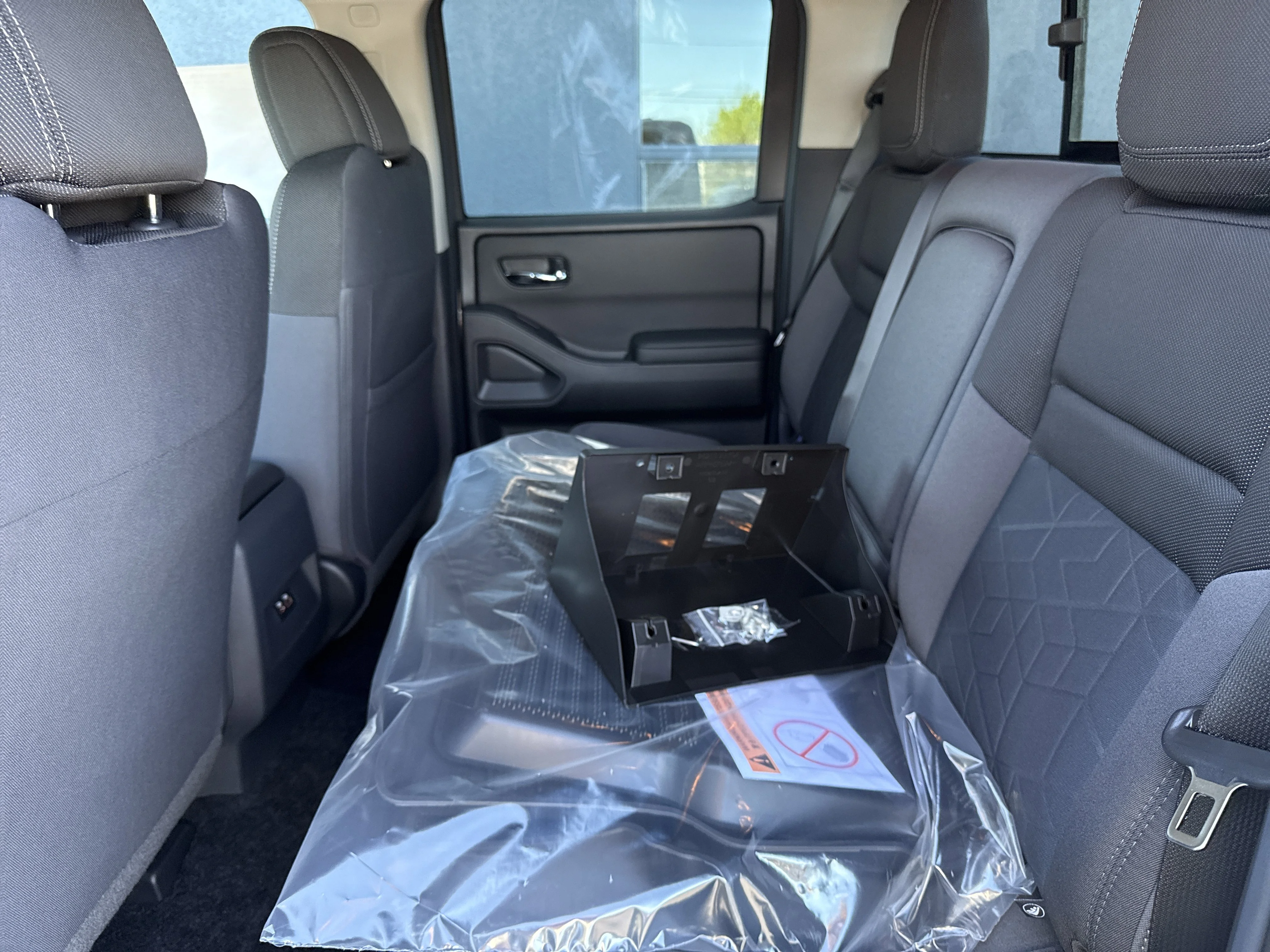 New 2026 Glacier White Nissan SV 4WD image 6