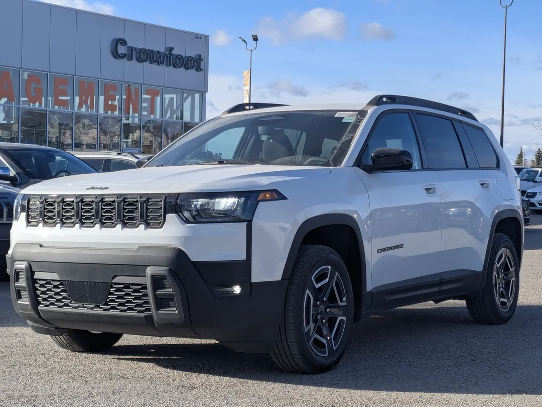 New 2026 White Jeep Laredo - - 4x4 - Pkg 23F - Compact Spare - 1.6L Turbo Hybrid - 12.3 Touchscreen & More! image 4