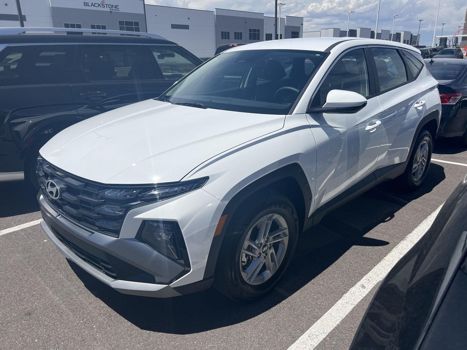 2025 Hyundai Tucson SE AWD's photo