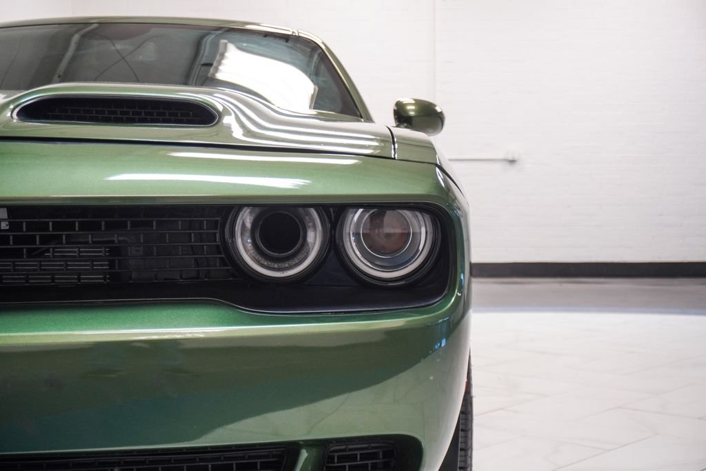 Used 2023 Green Dodge SRT Hellcat Jailbreak image 35