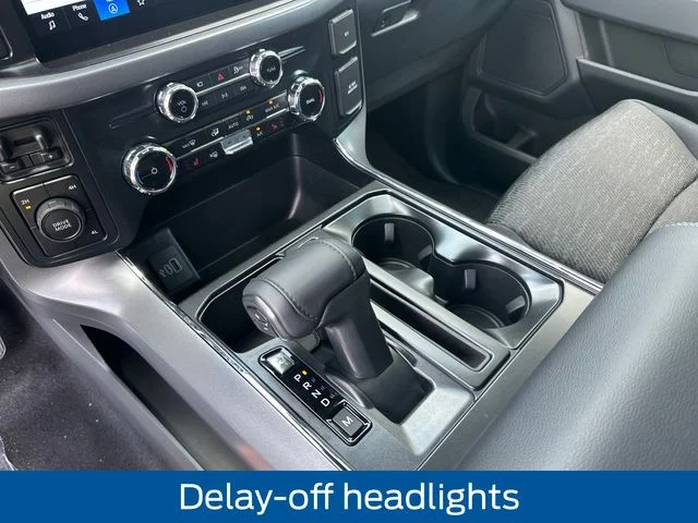 New 2026 Oxford White Ford XLT image 24