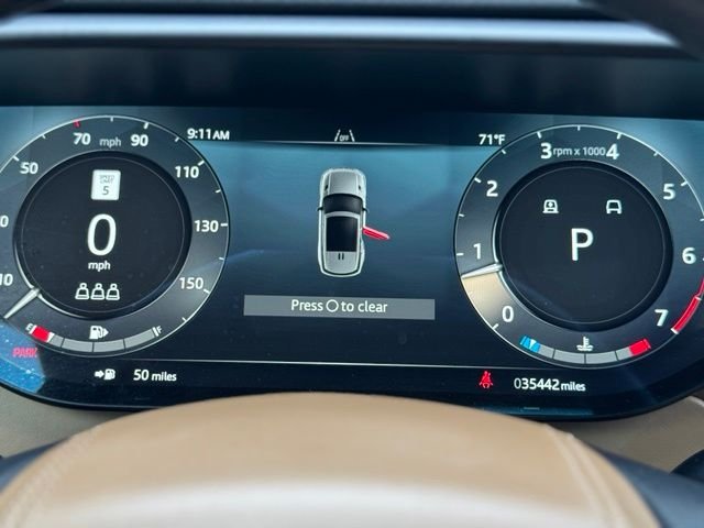 Used 2025 Ostuni Pearl White Premium Metallic Land Rover SE image 23
