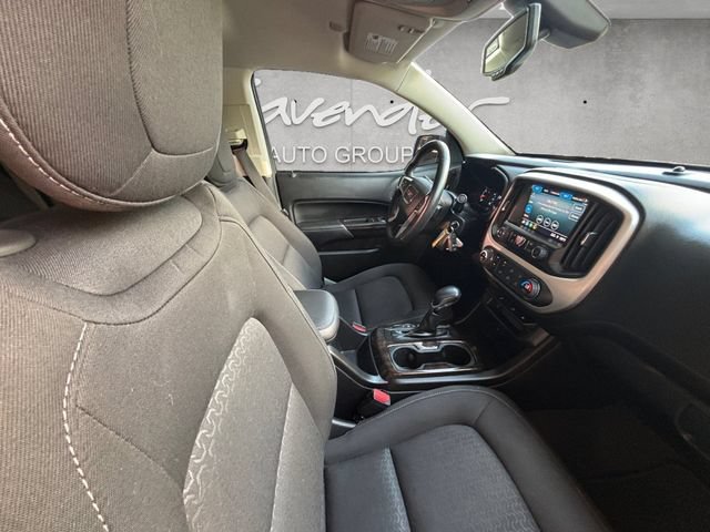 Used 2022 DESERT SAND METALLIC GMC 2WD Elevation image 25