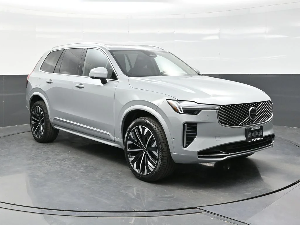 2026 Volvo XC90 Plus