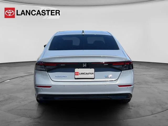 Used 2026 Gray Honda Touring image 6