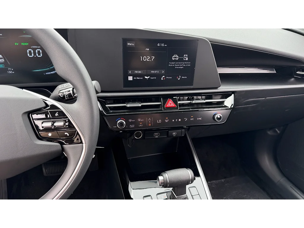 New 2026 Blk Kia LX image 15