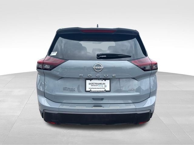 Used 2026 Gray Nissan SV image 5