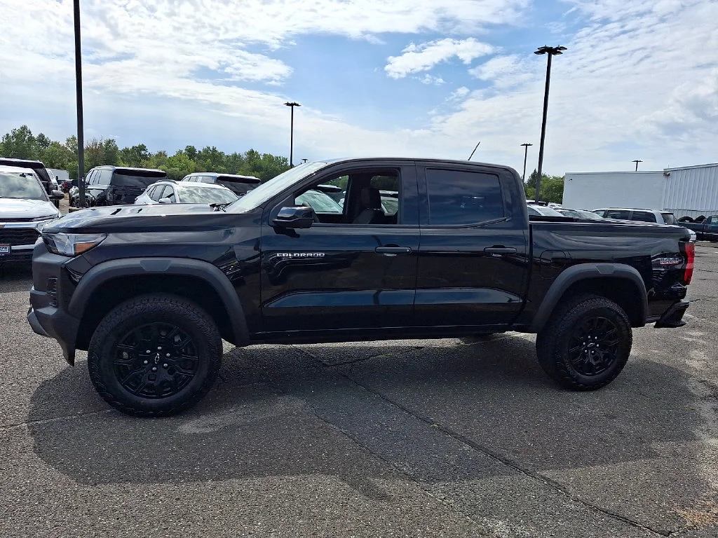 Used 2024 Black Chevrolet Trail Boss image 7