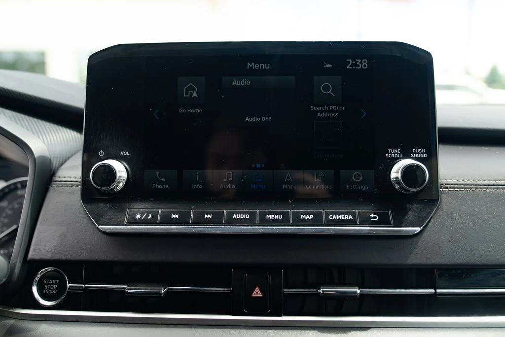 Used 2024 Black Mitsubishi SE image 13