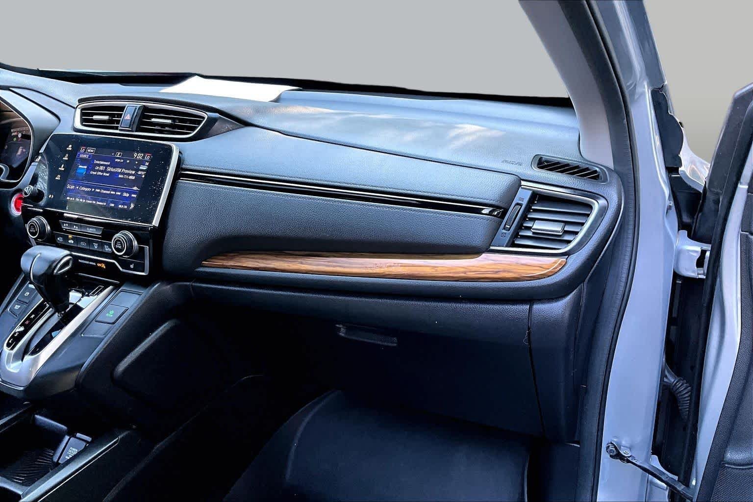 Used 2019 Lunar Silver Metallic Honda EX-L image 19