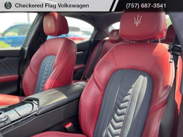 Used 2021 Bianco Maserati S Q4 GranLusso image 21
