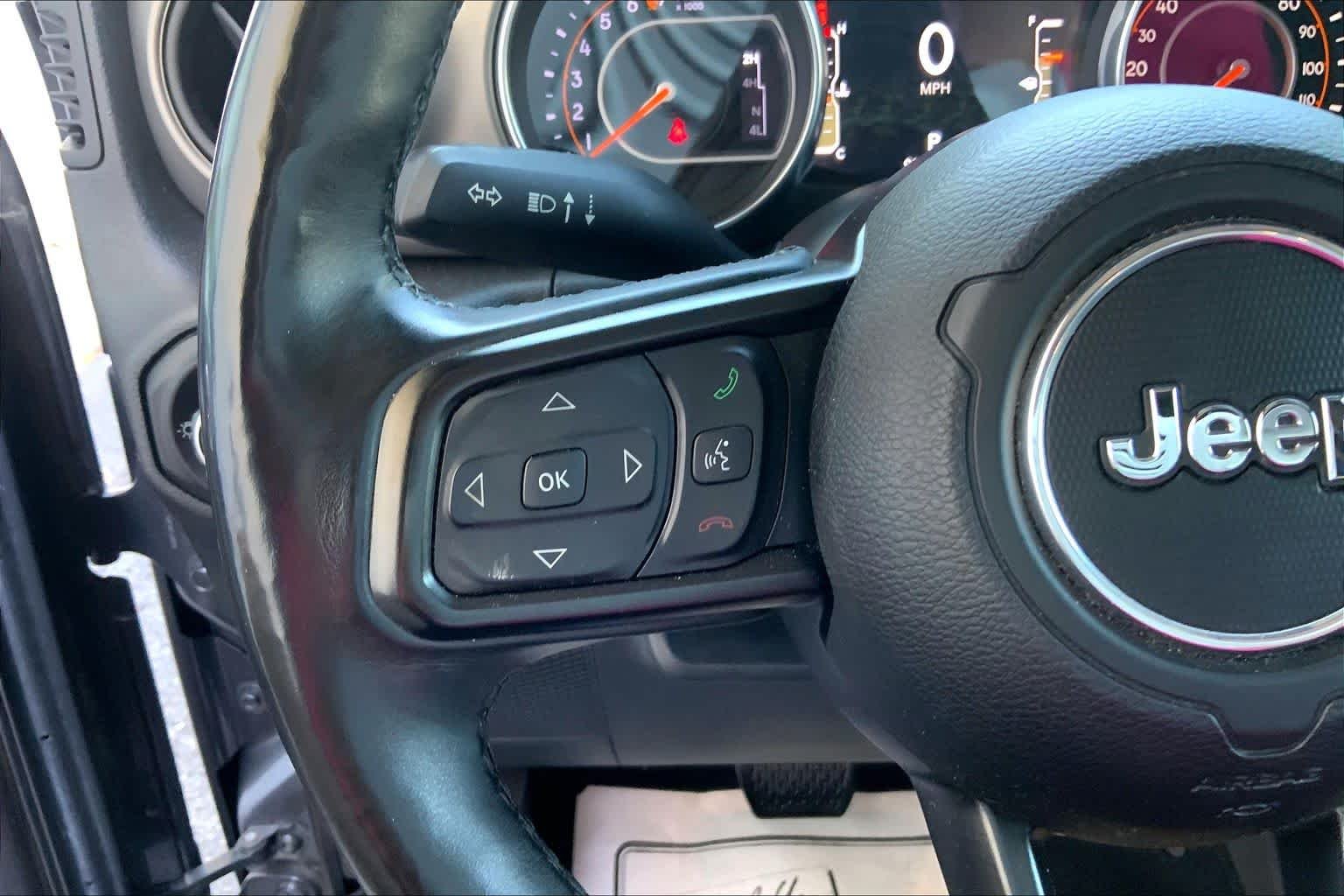 Used 2018 Granite Crystal Metallic Clearcoat Jeep Sport S image 23