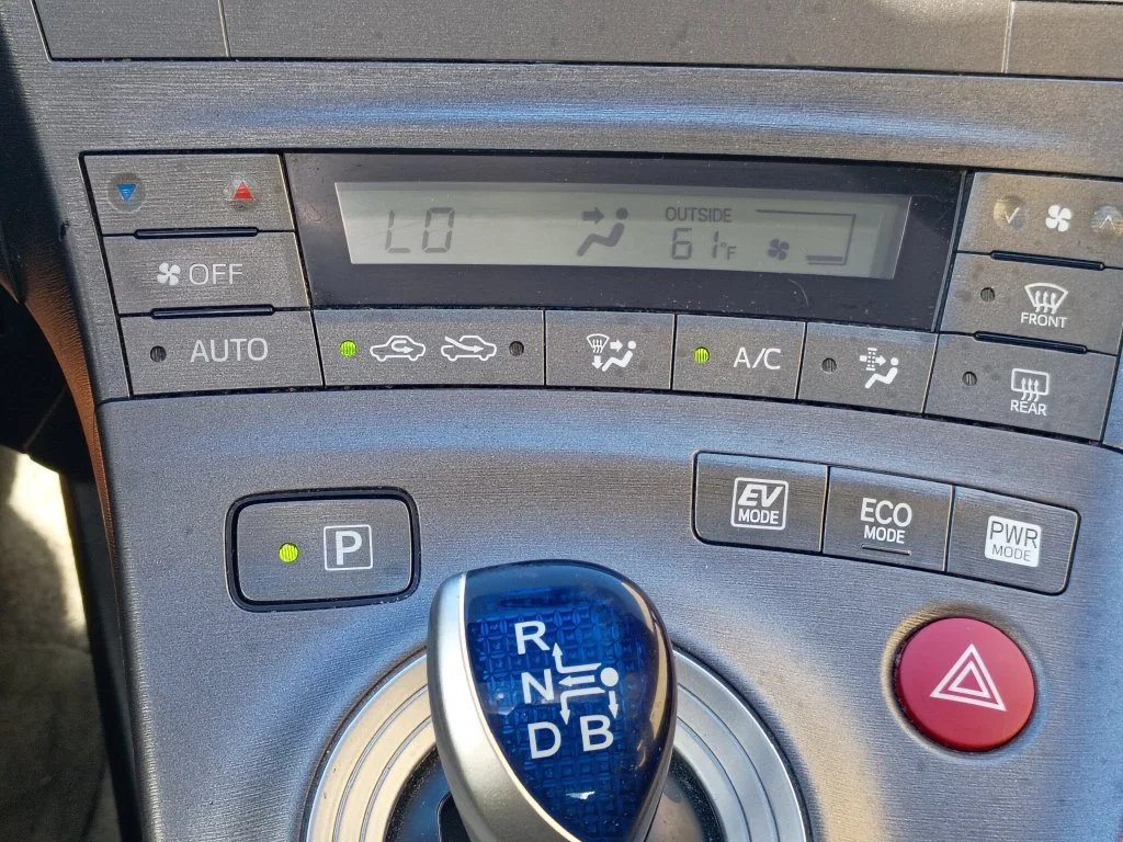 Used 2013 Classic Silver Metallic Toyota Three image 22