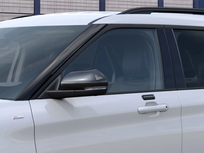 New 2027 Star White Metallic Tri-Coat Ford ST-Line image 20