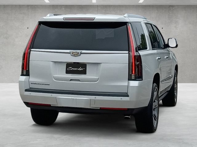 Used 2017 CRYSTAL WHITE TRICOAT Cadillac Premium Luxury image 16