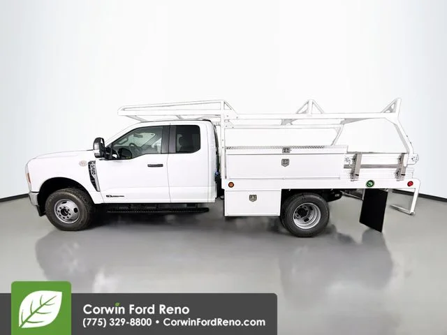 New 2026 Oxford White Ford XL image 3