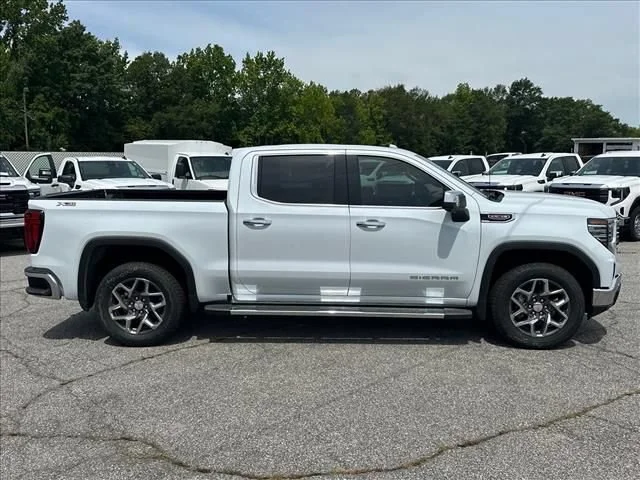 2026 GMC Sierra 1500 SLT - Photo 14