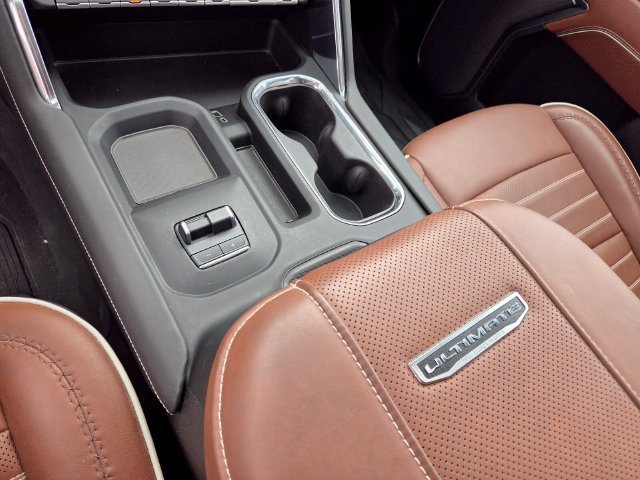 2025 GMC Sierra 3500HD Denali Ultimate - Photo 26