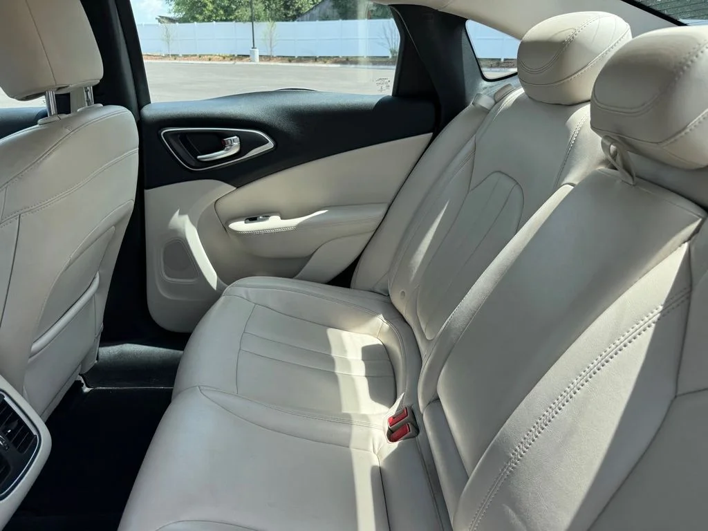 Used 2015 Gray Chrysler C image 8