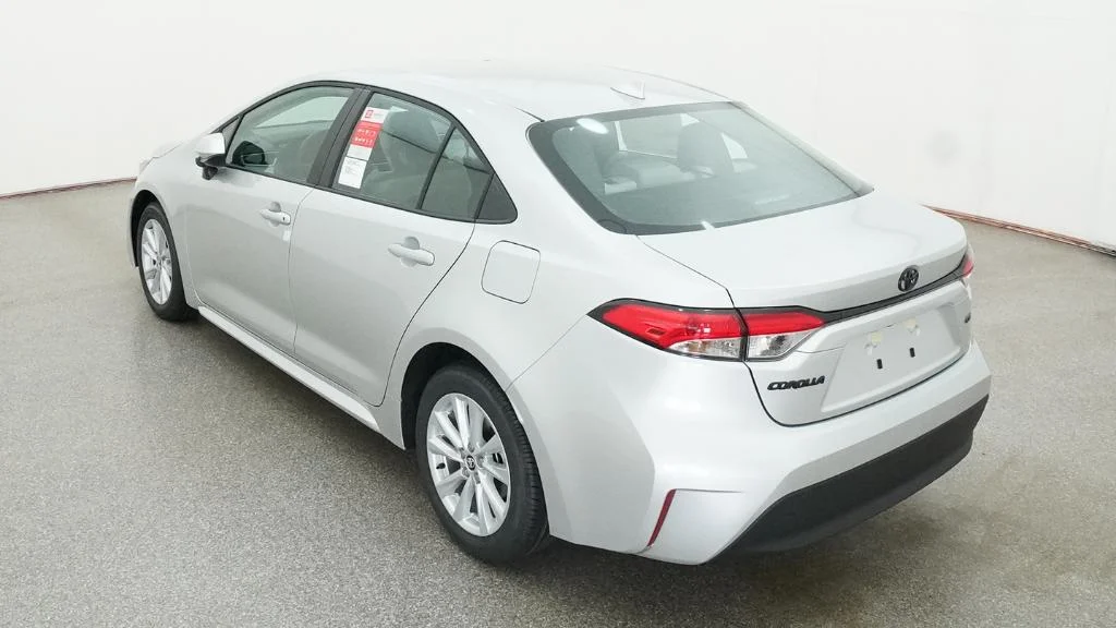 New 2026 Classic Silver Metallic Toyota LE image 21