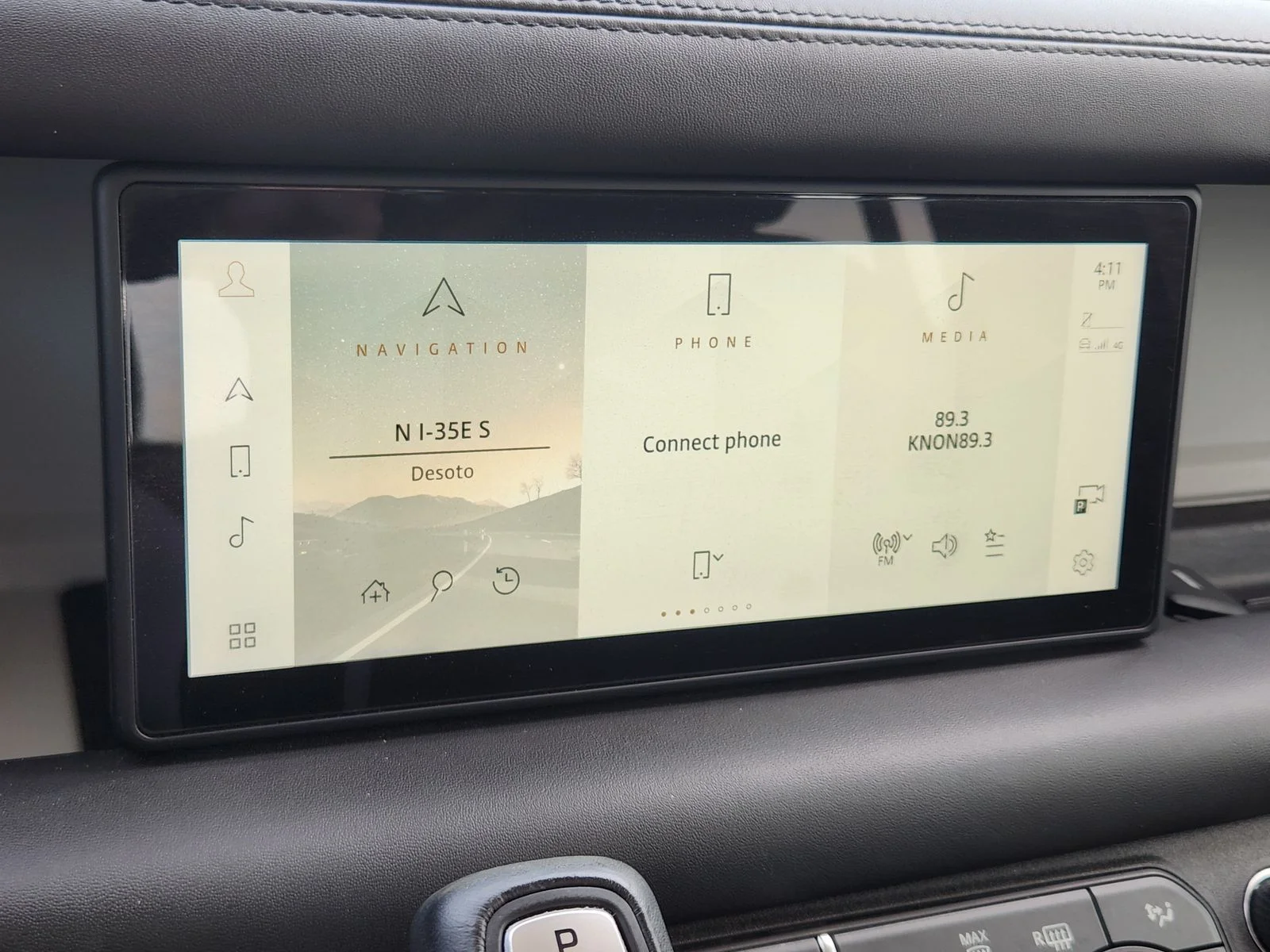 Used 2020 Green Land Rover HSE image 15