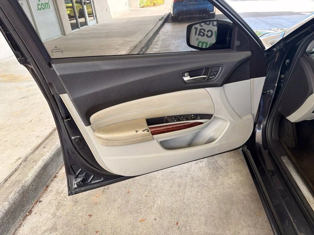 Used 2015 Black Acura Tech image 12