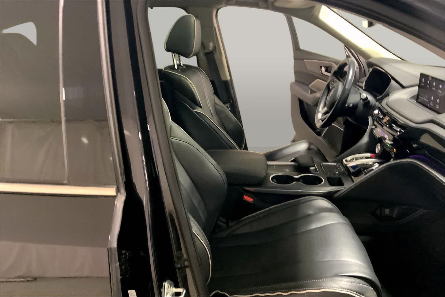 Used 2022 Phantom Violet Pearl Acura w/Advance Package image 8