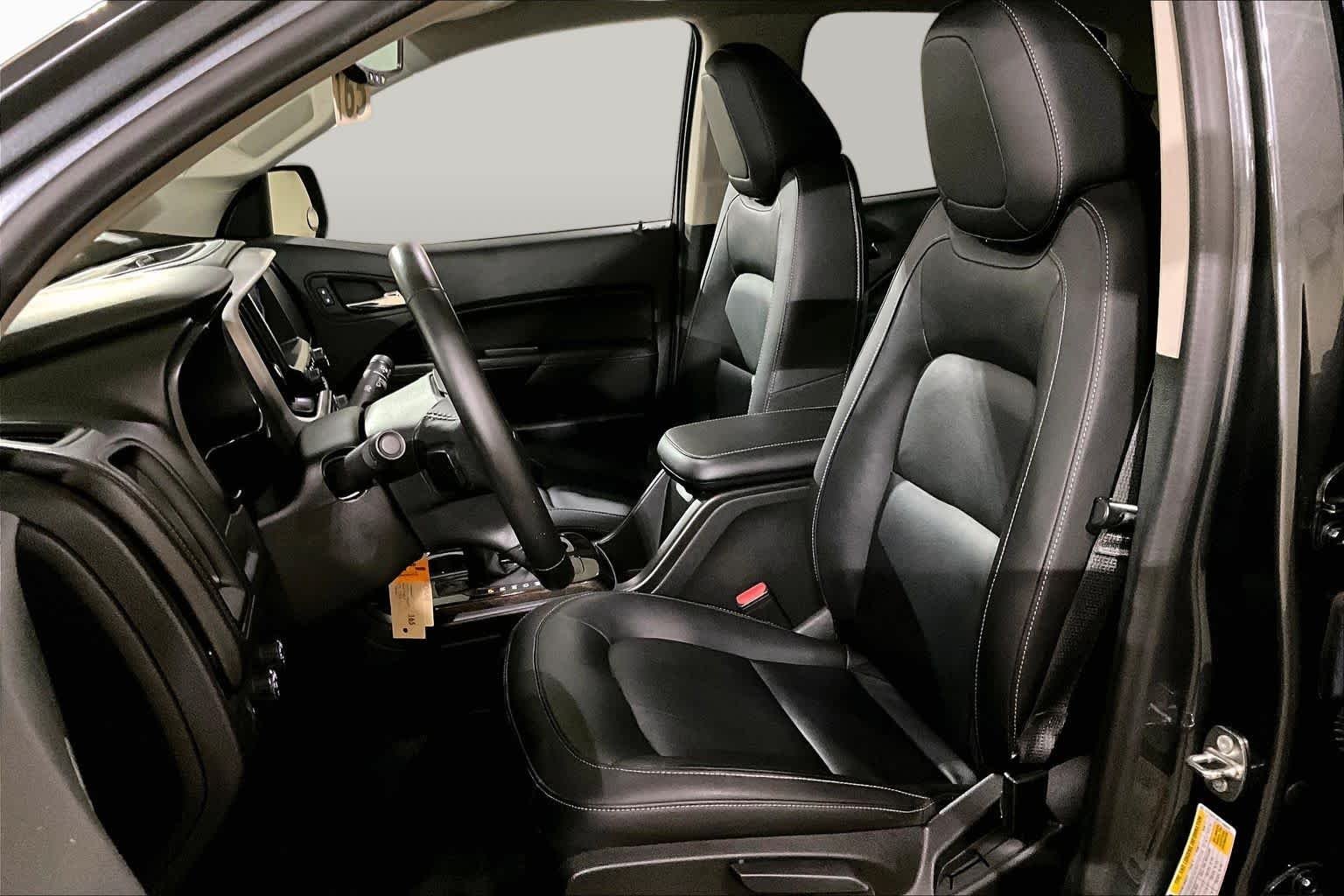 Pre-Owned 2016 GMC Canyon 4WD SLT