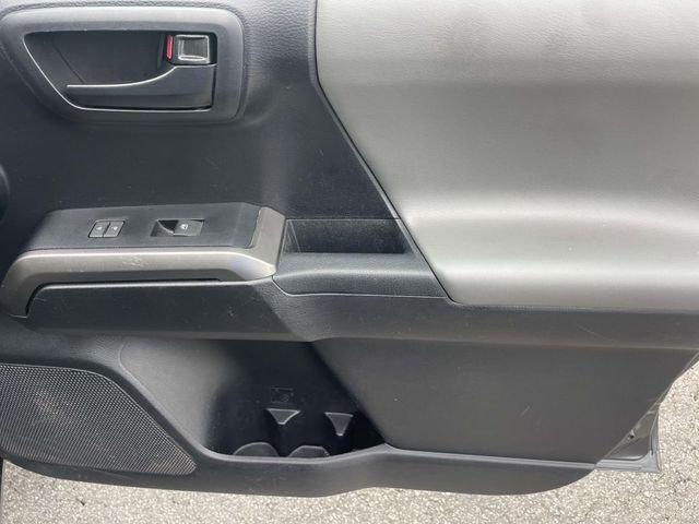 Used 2020 Magnetic Gray Metallic Toyota SR5 image 9