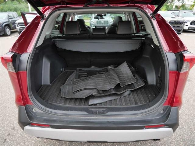 Certified Used 2022 RUBY FLARE PEARL Toyota  image 19
