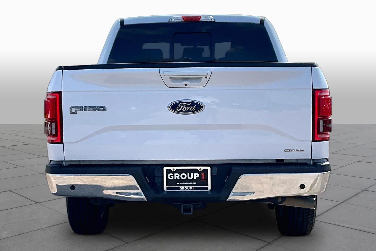 Used 2015 Oxford White Ford Lariat image 4