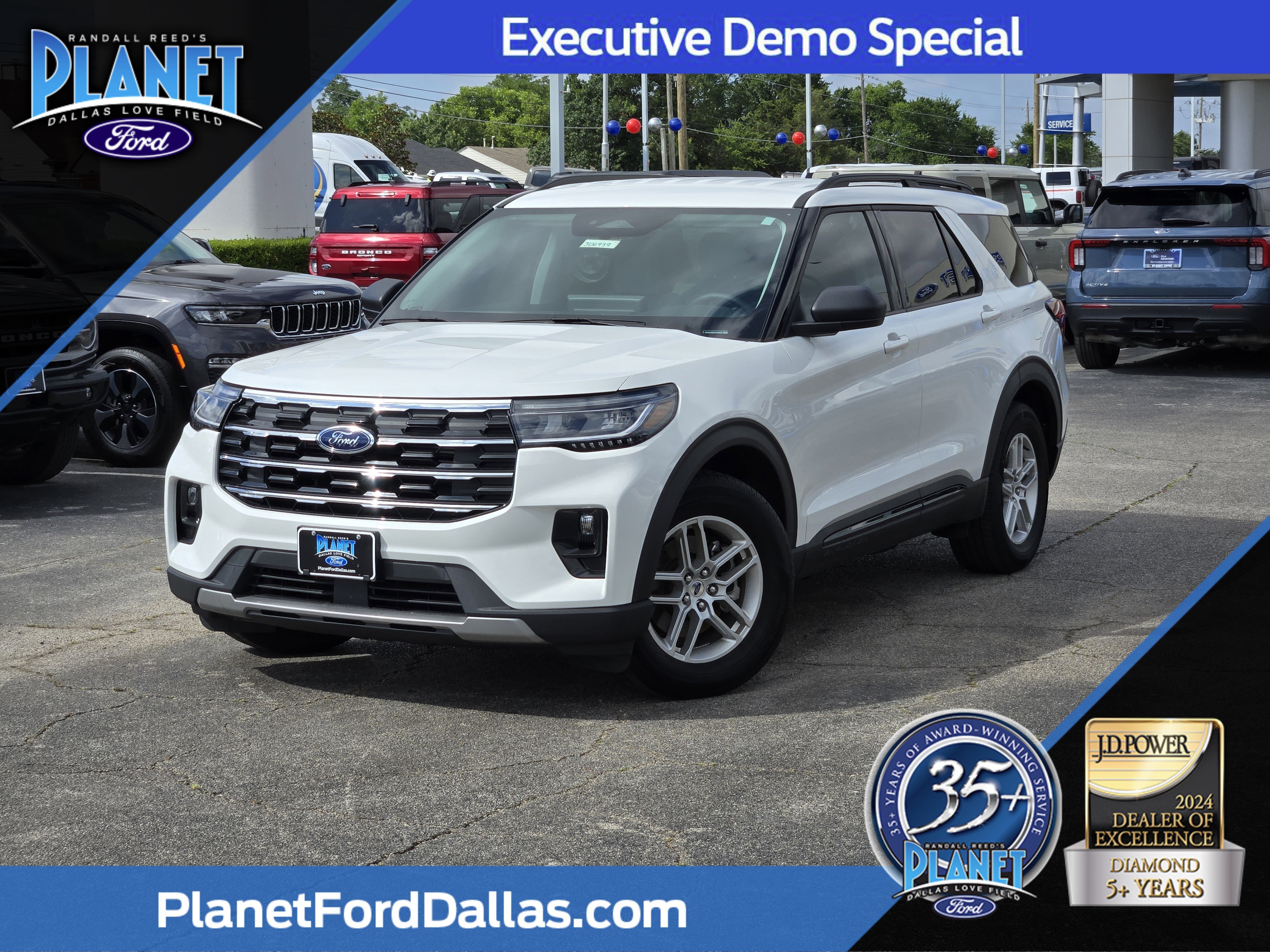 New 2026 Star White Metallic Tri-Coat Ford Active image 1