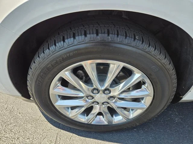 Used 2019 White Buick Premium Group image 27