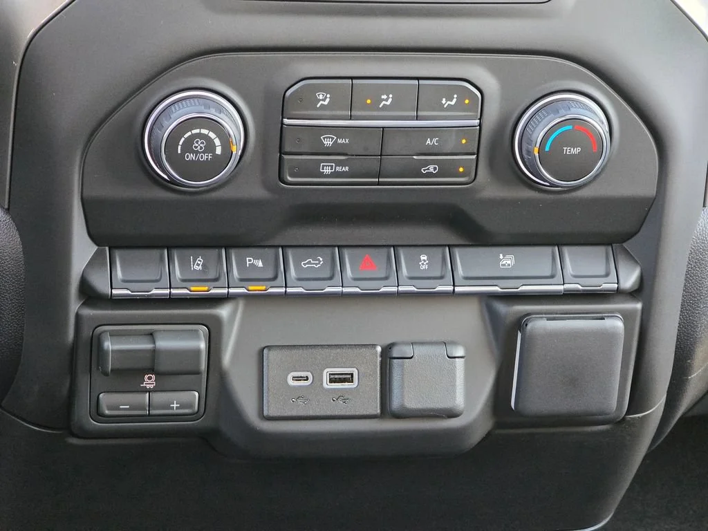 2026 Chevrolet Silverado 2500 HD Custom - Photo 31