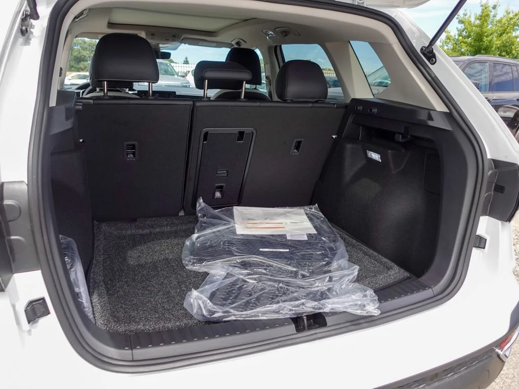 New 2026 Pure White Volkswagen 1.5T SE image 26