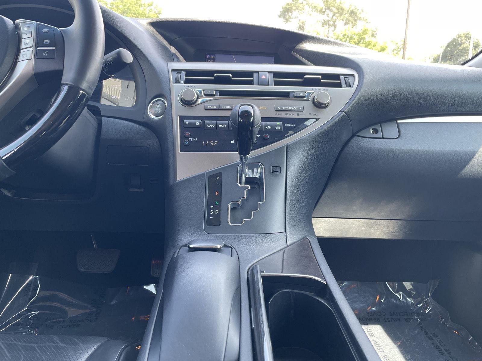 Used 2014 Nebula Gray Pearl Lexus Base image 17