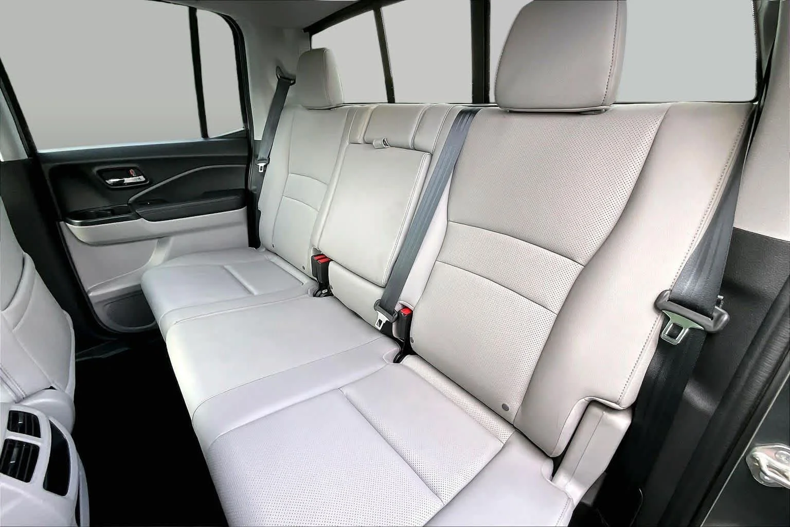 Used 2019 Forest Mist Metallic Honda RTL image 20