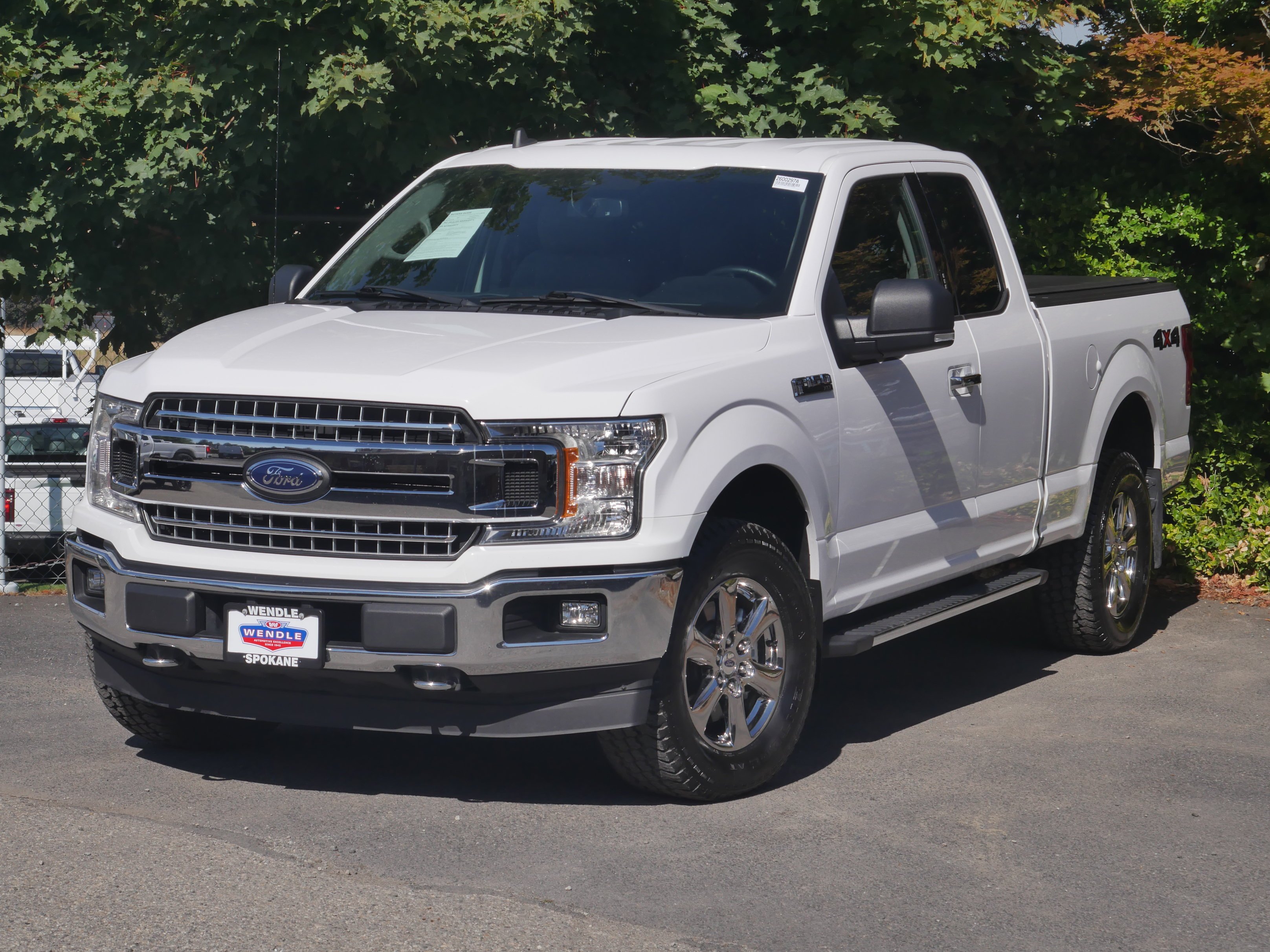 Used 2020 Oxford White Ford XLT image 2