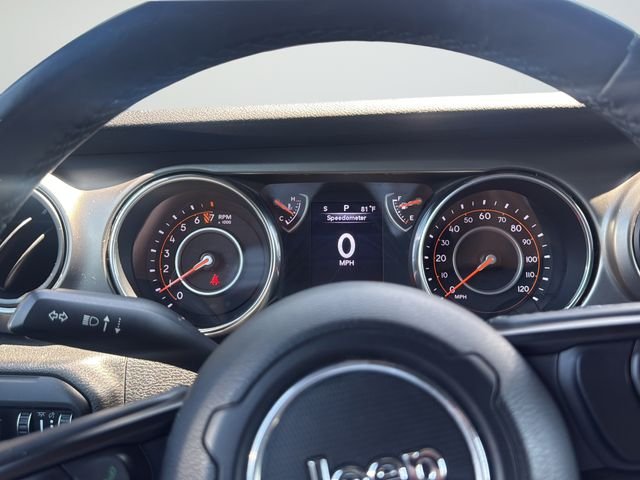 Used 2019 Silver Jeep Unlimited Sport S image 12