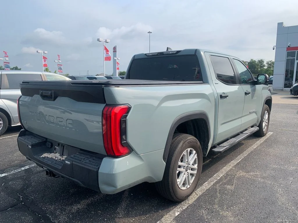 Used 2024  Toyota SR5 image 2