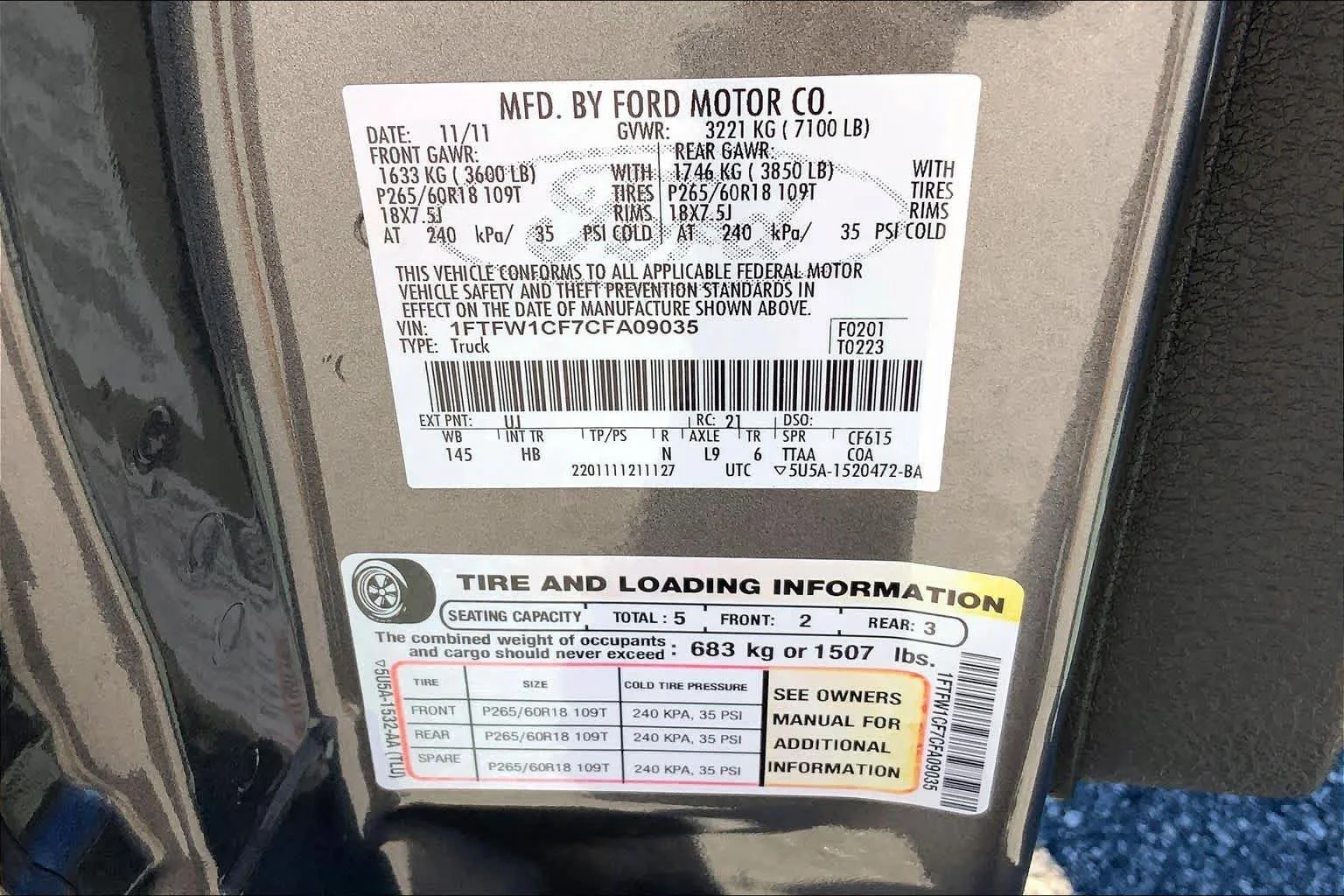 Used 2012 Sterling Gray Metallic Ford Lariat image 29