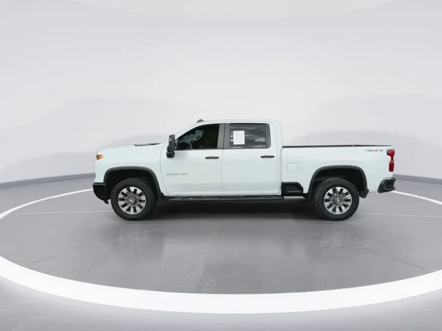 Used 2026 White Chevrolet Custom image 6