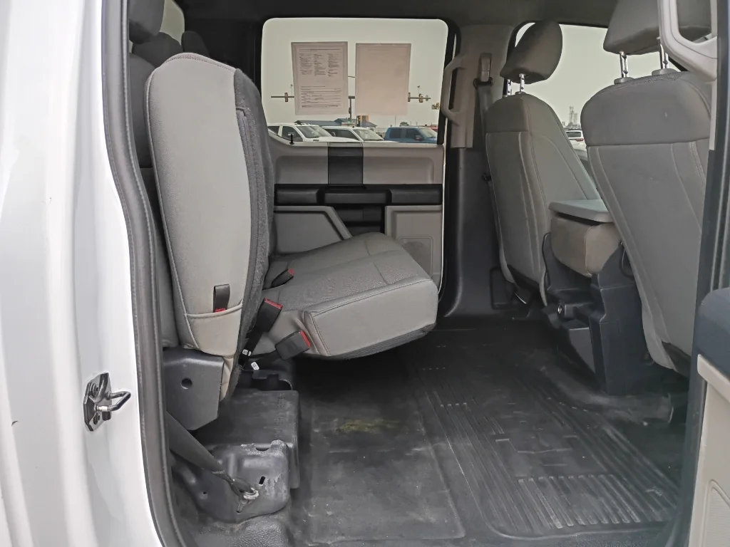 Used 2022 Oxford White Ford XL image 14