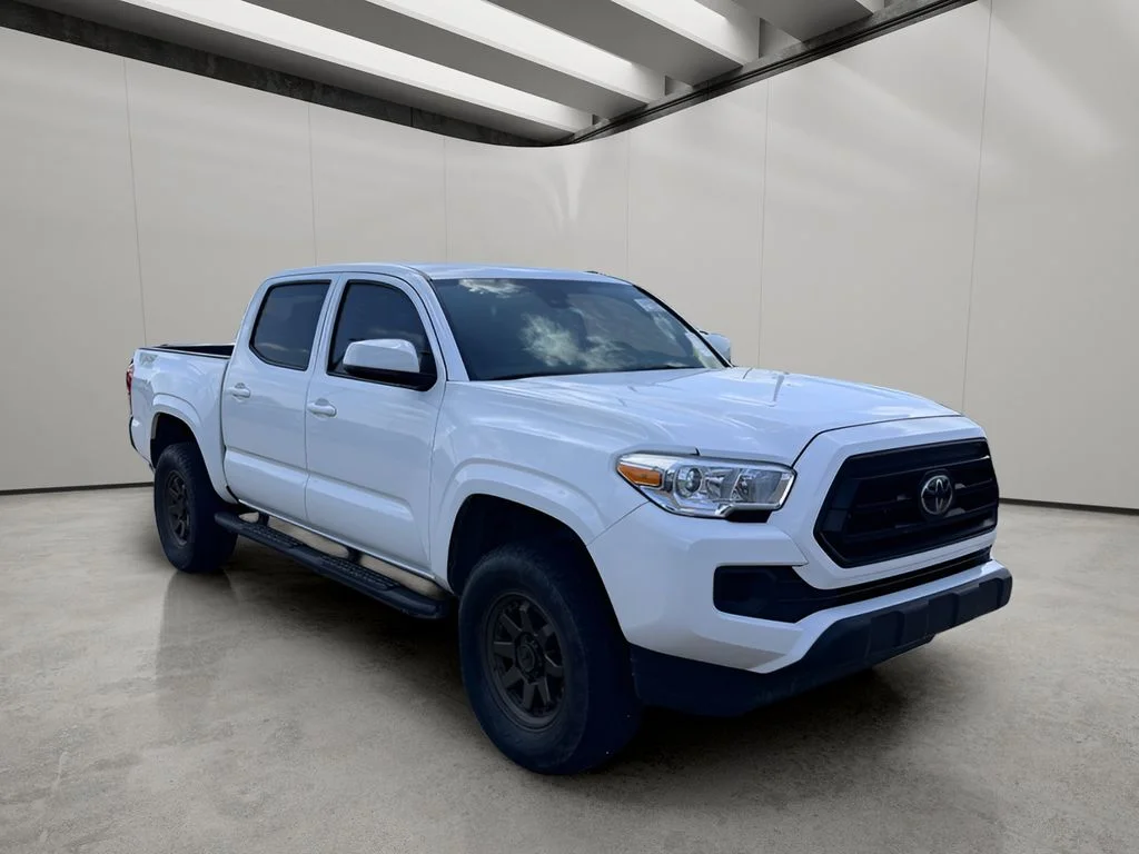Used 2023 Ice Cap Toyota SR image 8