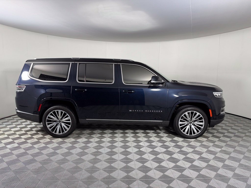 Used 2022 Black Jeep Series III image 6
