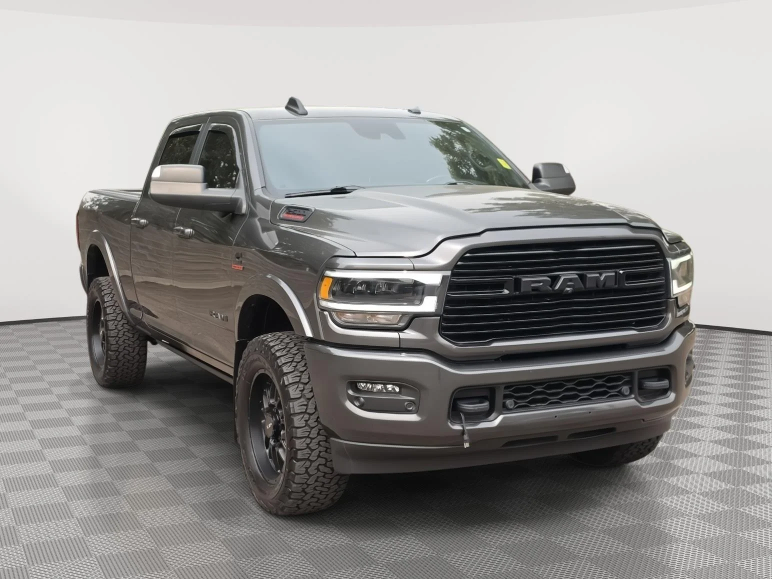 Used 2021 Granite Crystal Metallic Clearcoat Ram Laramie image 1