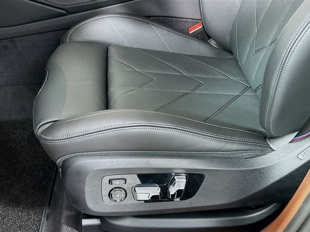 New 2026 Dravit Grey Metallic BMW Label image 21